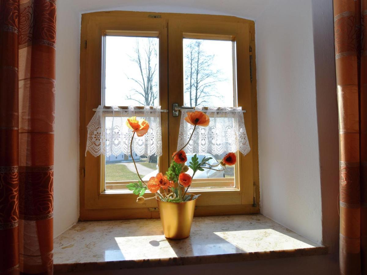 Lovely Holiday Home In Viechtach Near The Forest 외부 사진